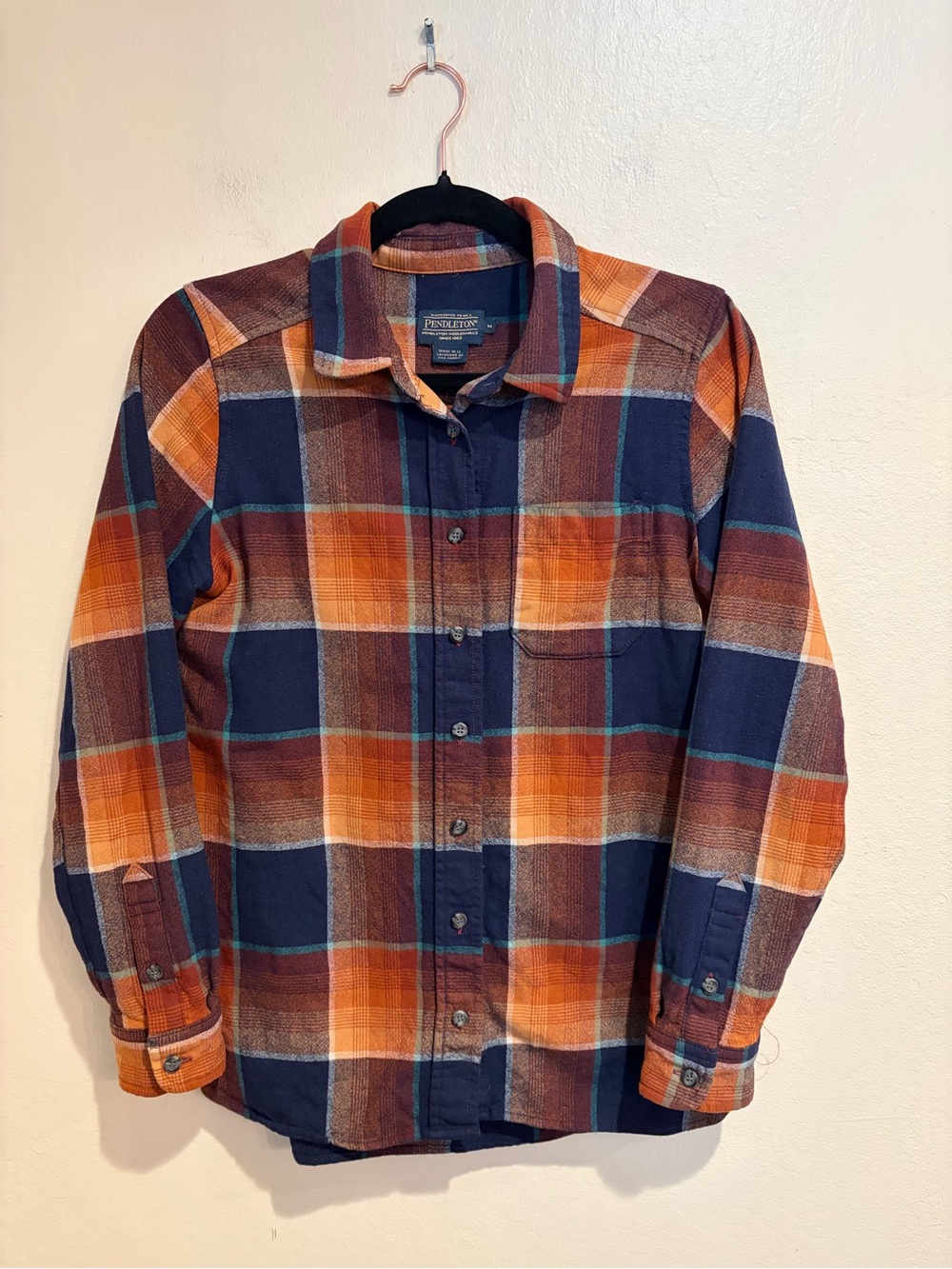 Pendleton Men’s Fall Button Up Shirt w/ Orange, Navy, & Burgundy; size M